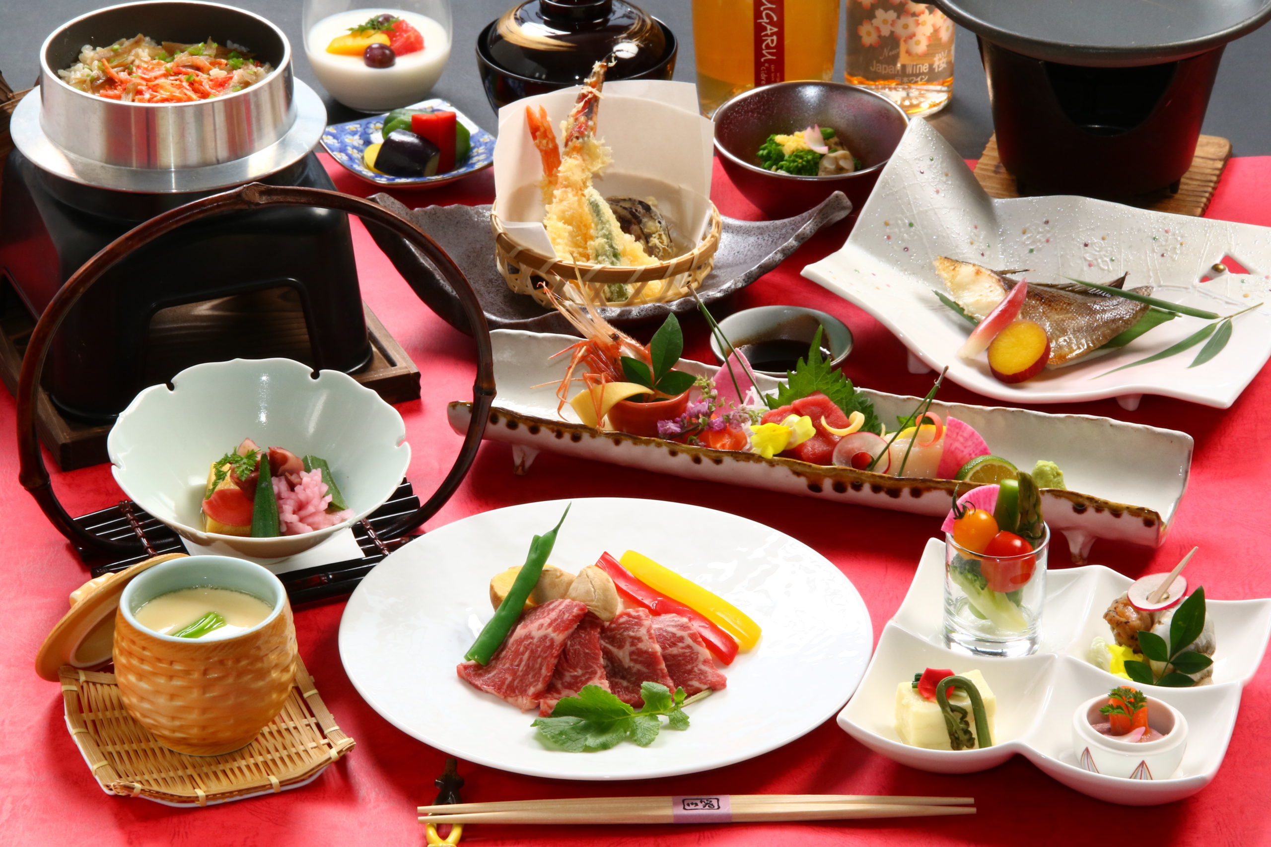 カミホロ荘の夕食料理（イメージ）