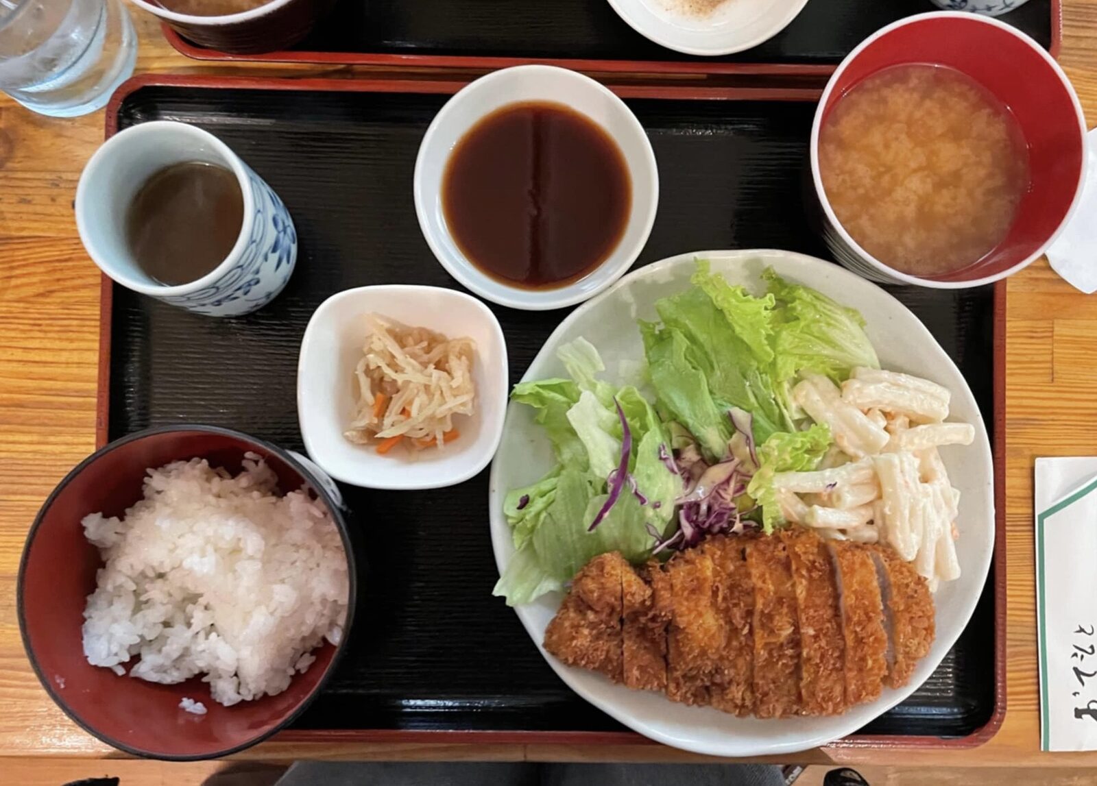 新郷温泉館お食事処わし亭でいただける定食のイメージ