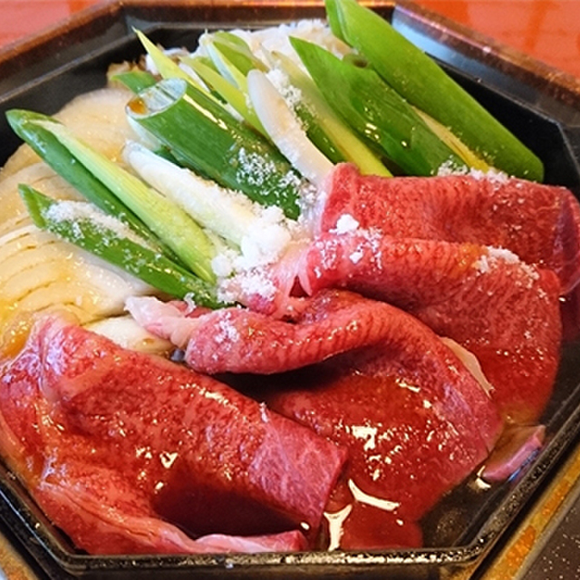 三嶋亭本店のすき焼き