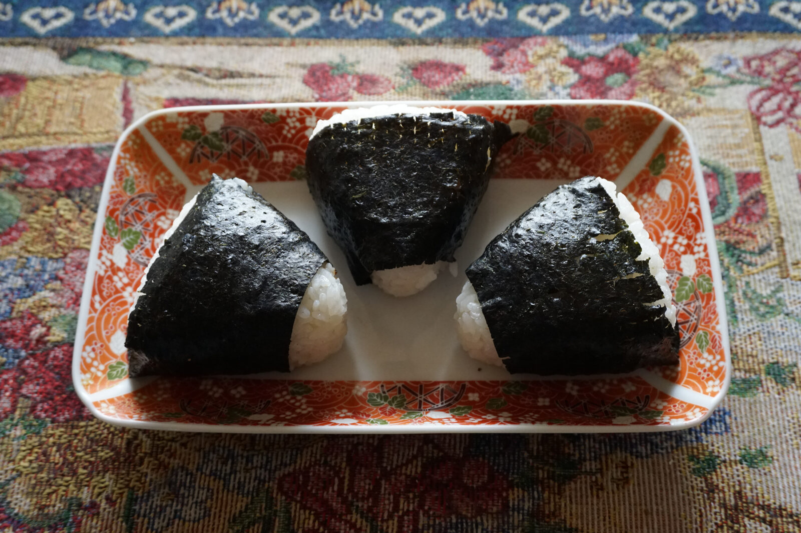 手作りのおにぎり（イメージ）