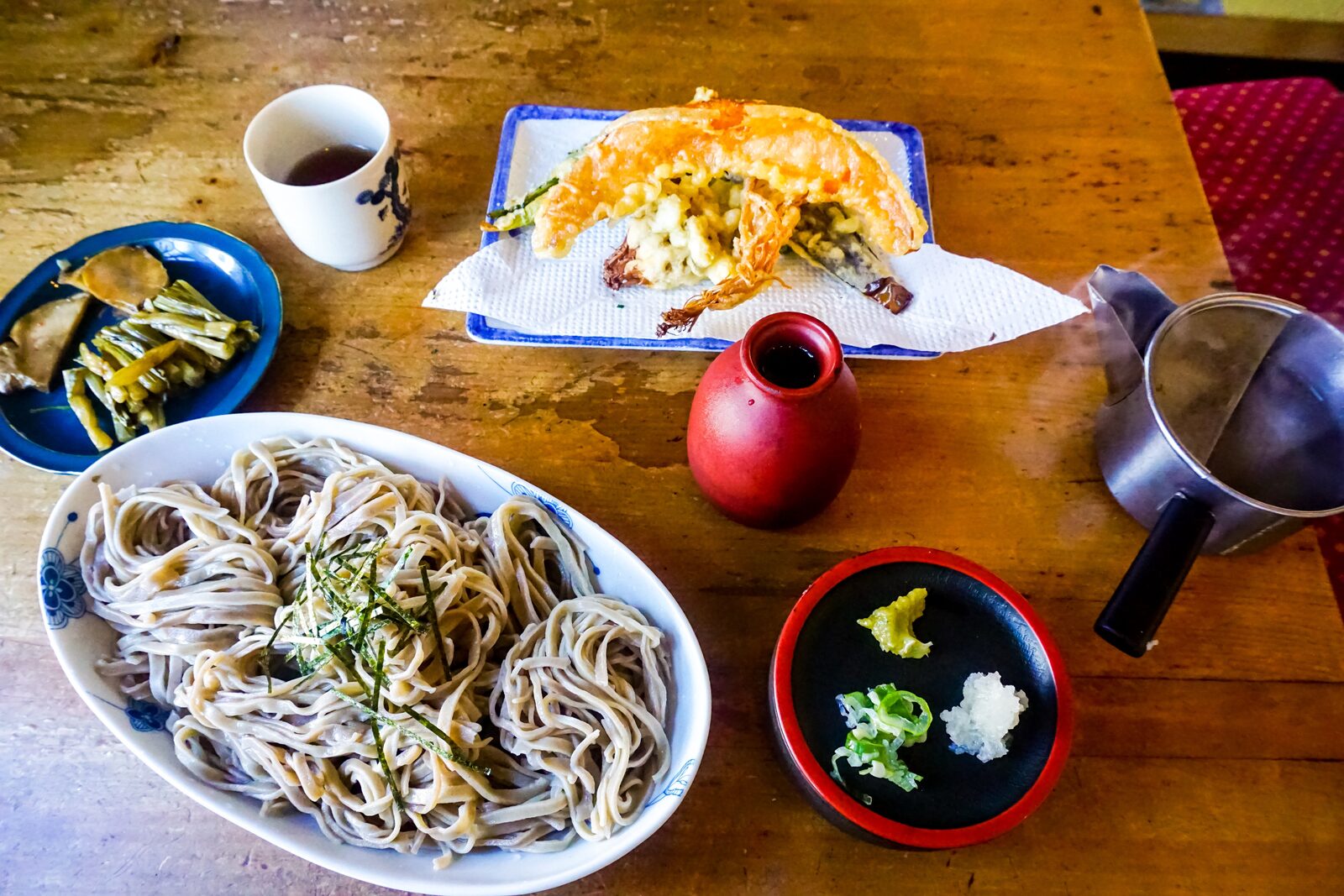 山菜を使った郷土料理（イメージ）