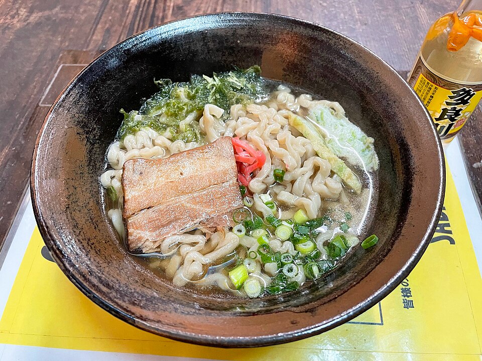 昼食:伊良部島で宮古そば or 海カフェ