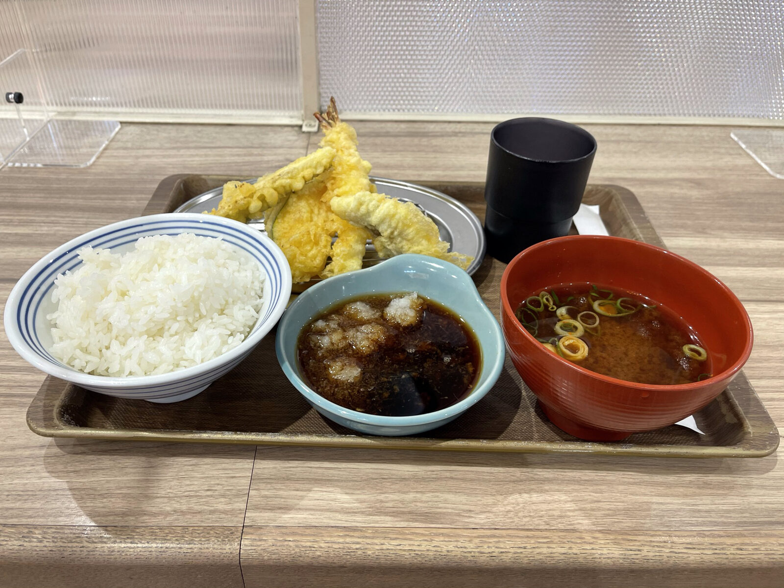 天ぷら定食（天ぷら徳家の名物をイメージしたジャンル代表写真）