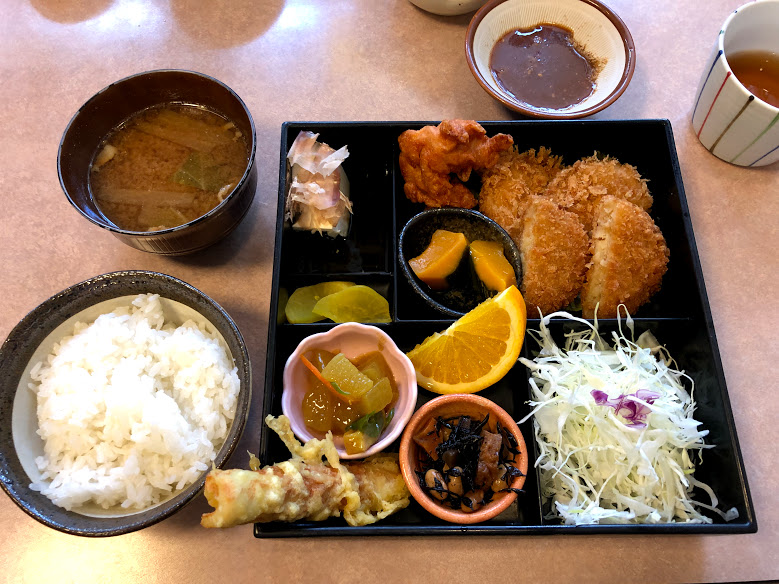 遊佐町吹浦のフライ定食のイメージ