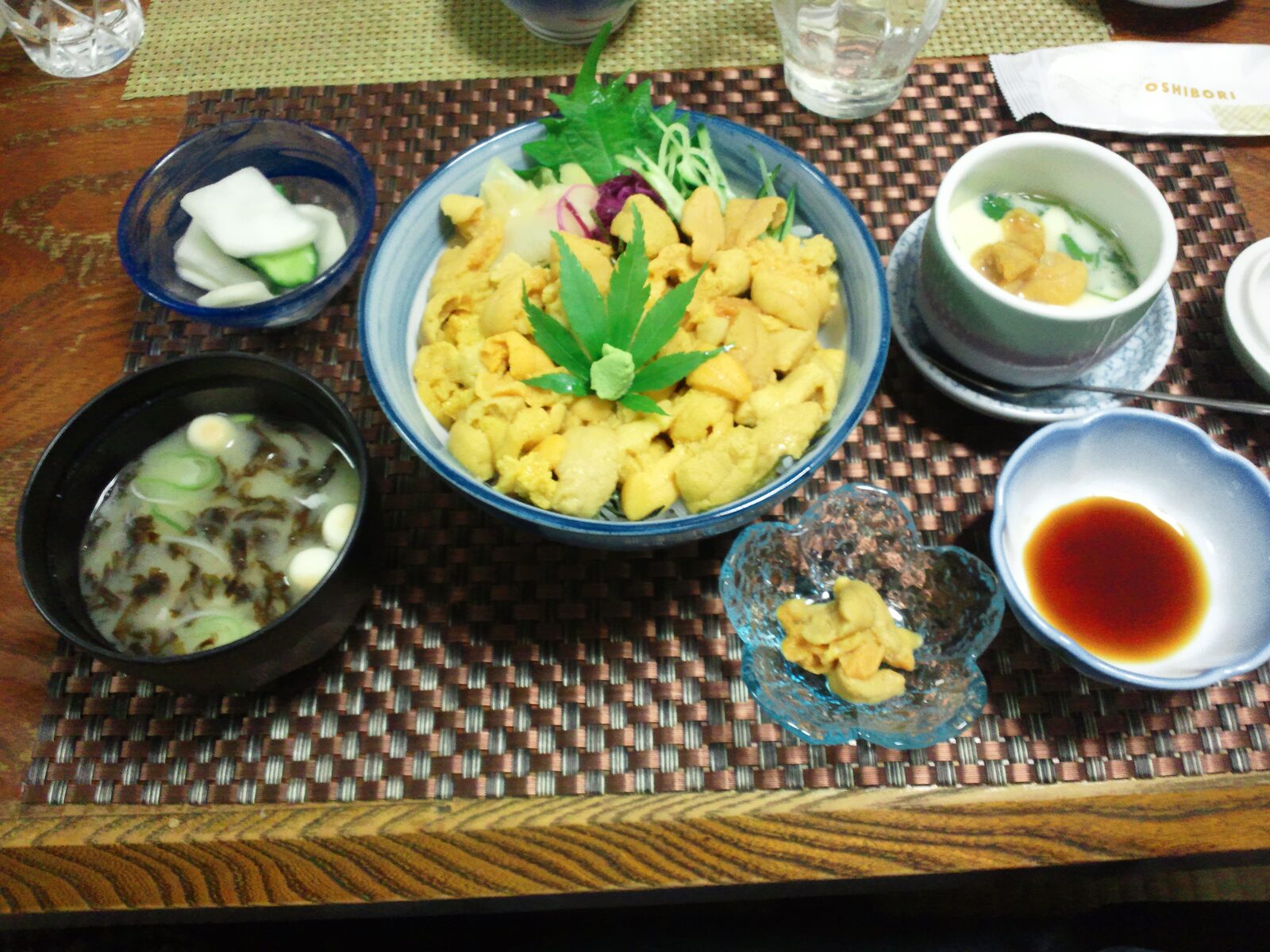 積丹の生うに丼
