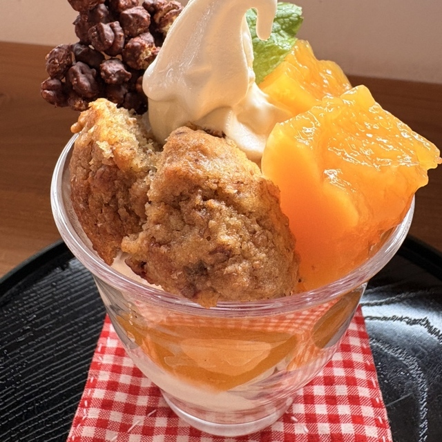 サロン 湯の峯の店内