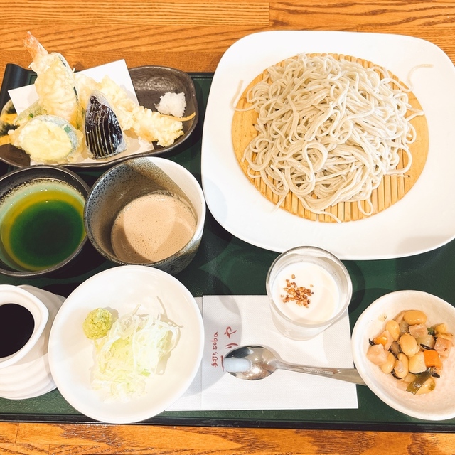 追分そば匠 きこり 手打ちsoba 香りや 発地市庭店の料理