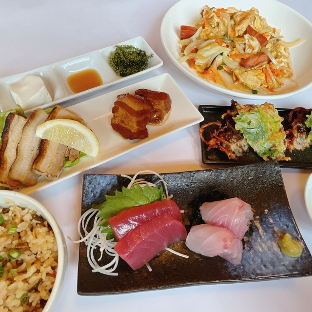 島の食堂の定食