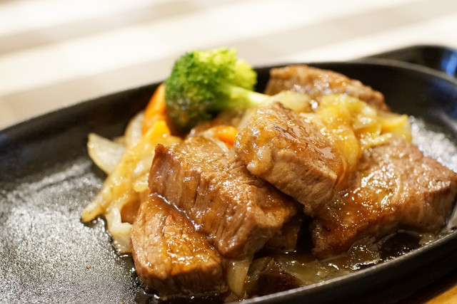 ステーキハウス寿楽本店のとちぎ和牛サイコロステーキ