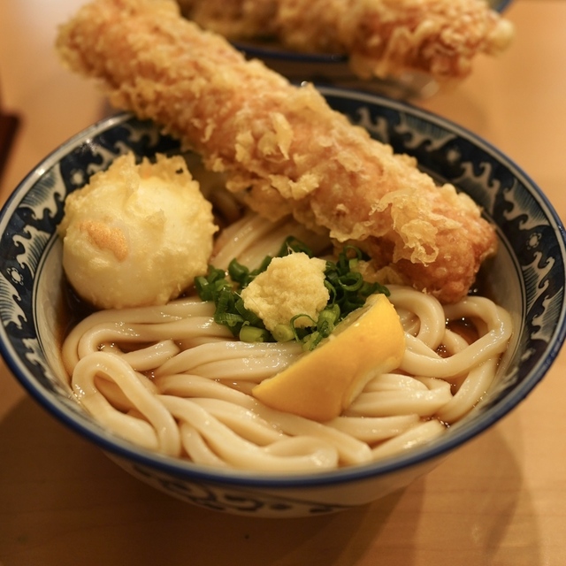 梅田 釜たけうどんの料理