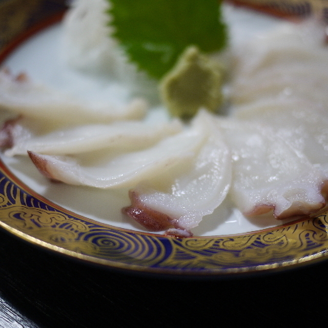ウトロの居酒屋で提供される海鮮料理