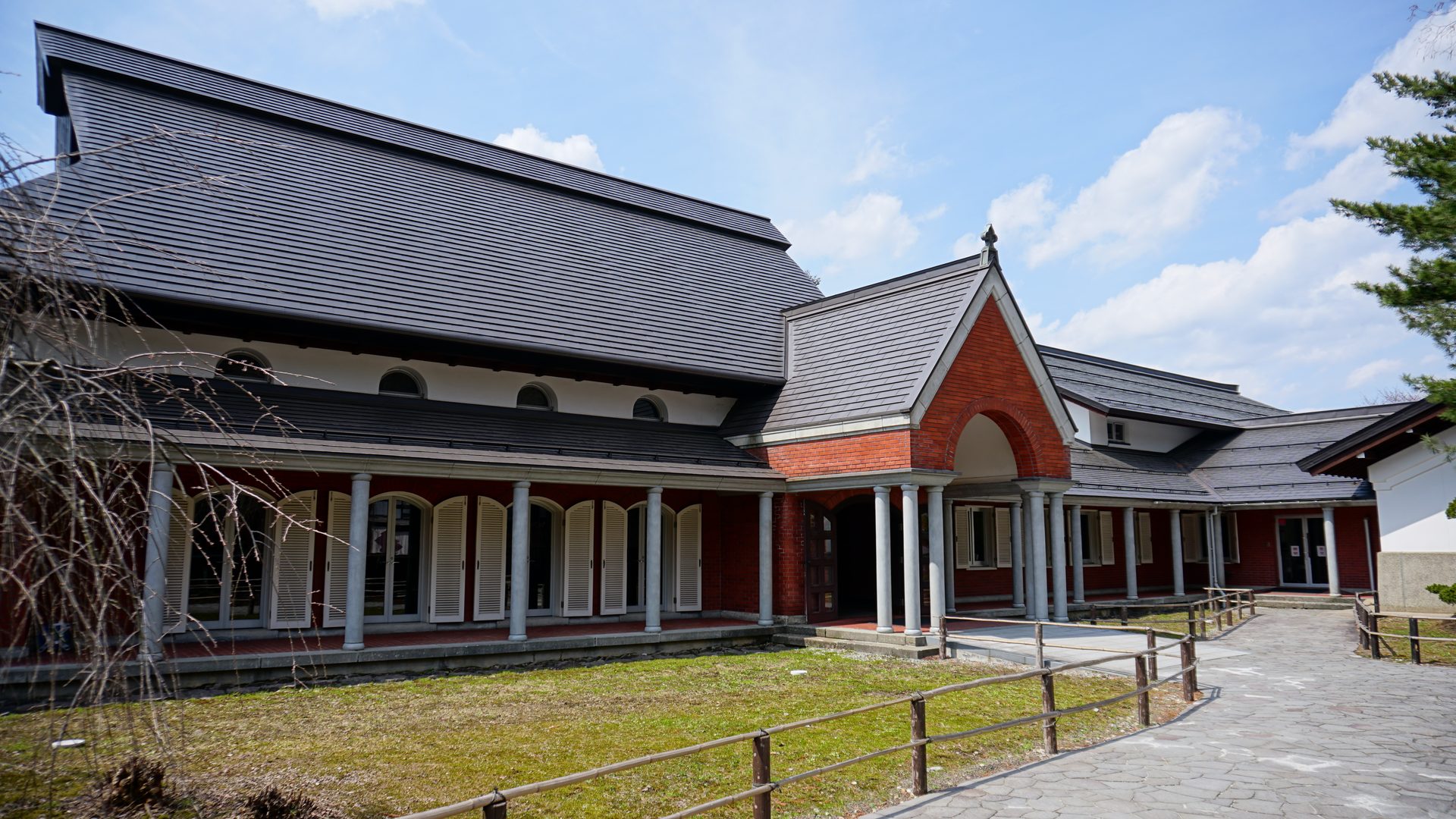 角館樺細工伝承館の外観