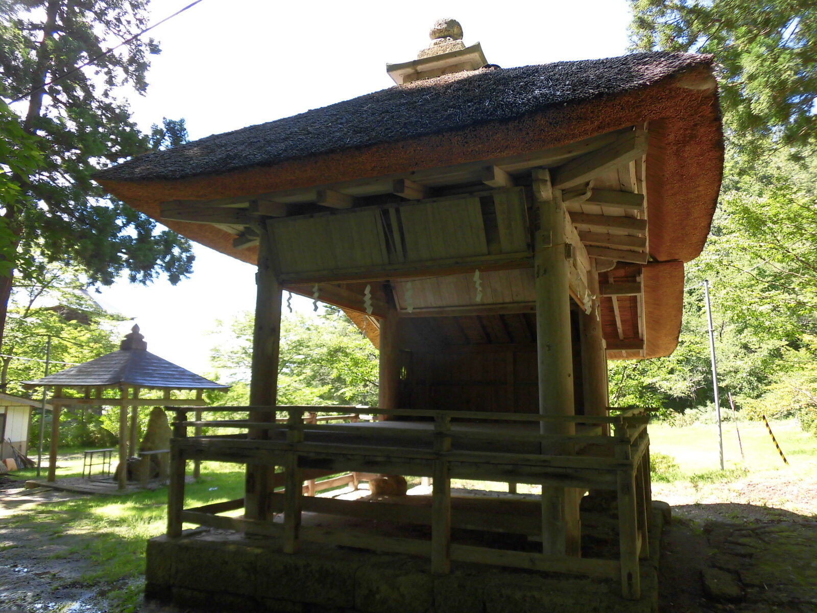 安久津八幡神社の舞楽殿
