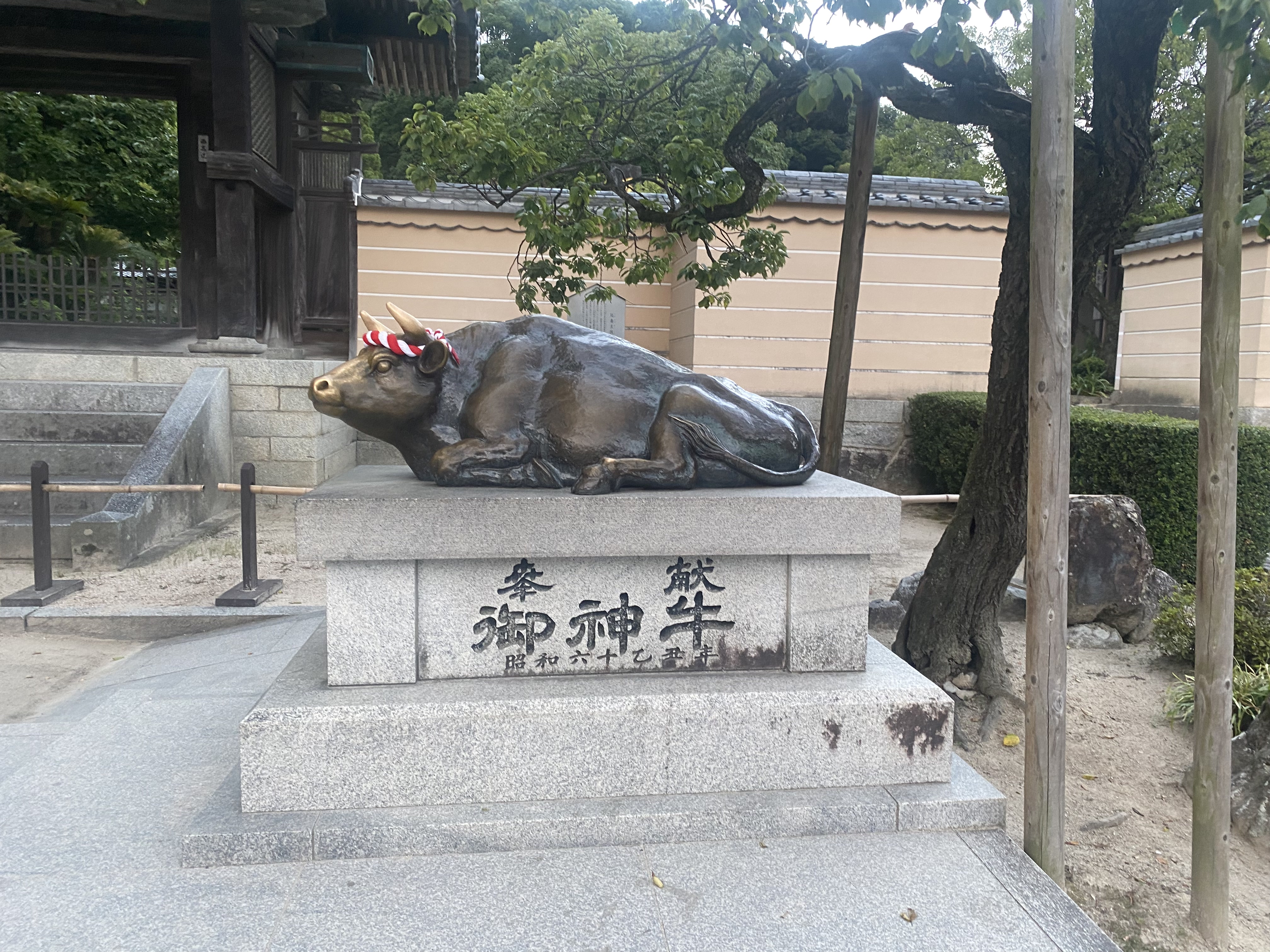 太宰府天満宮の御神牛像