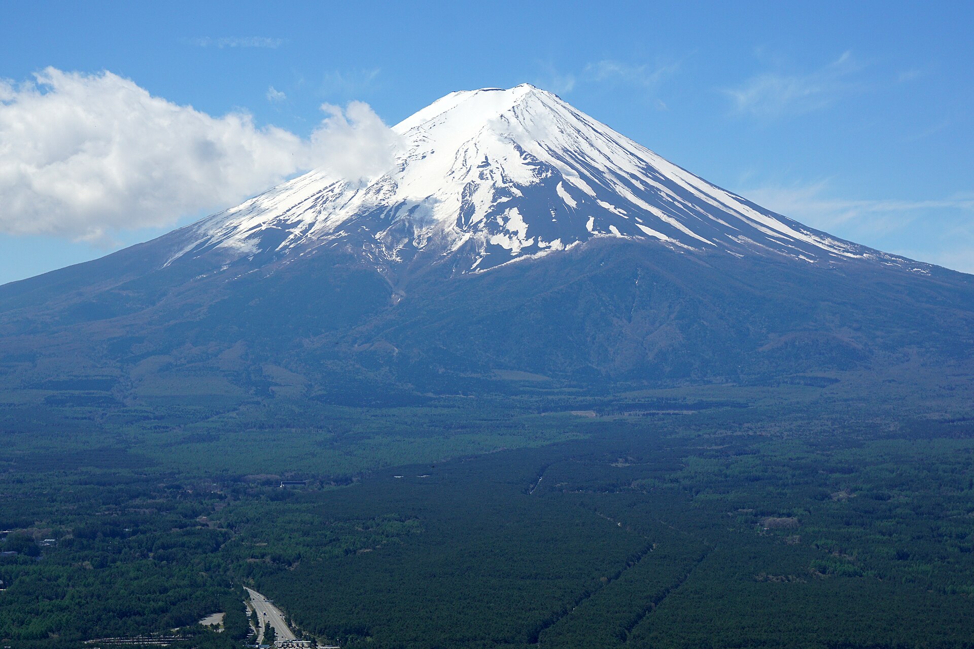 カチカチ山ロープウェイまたは遊覧船