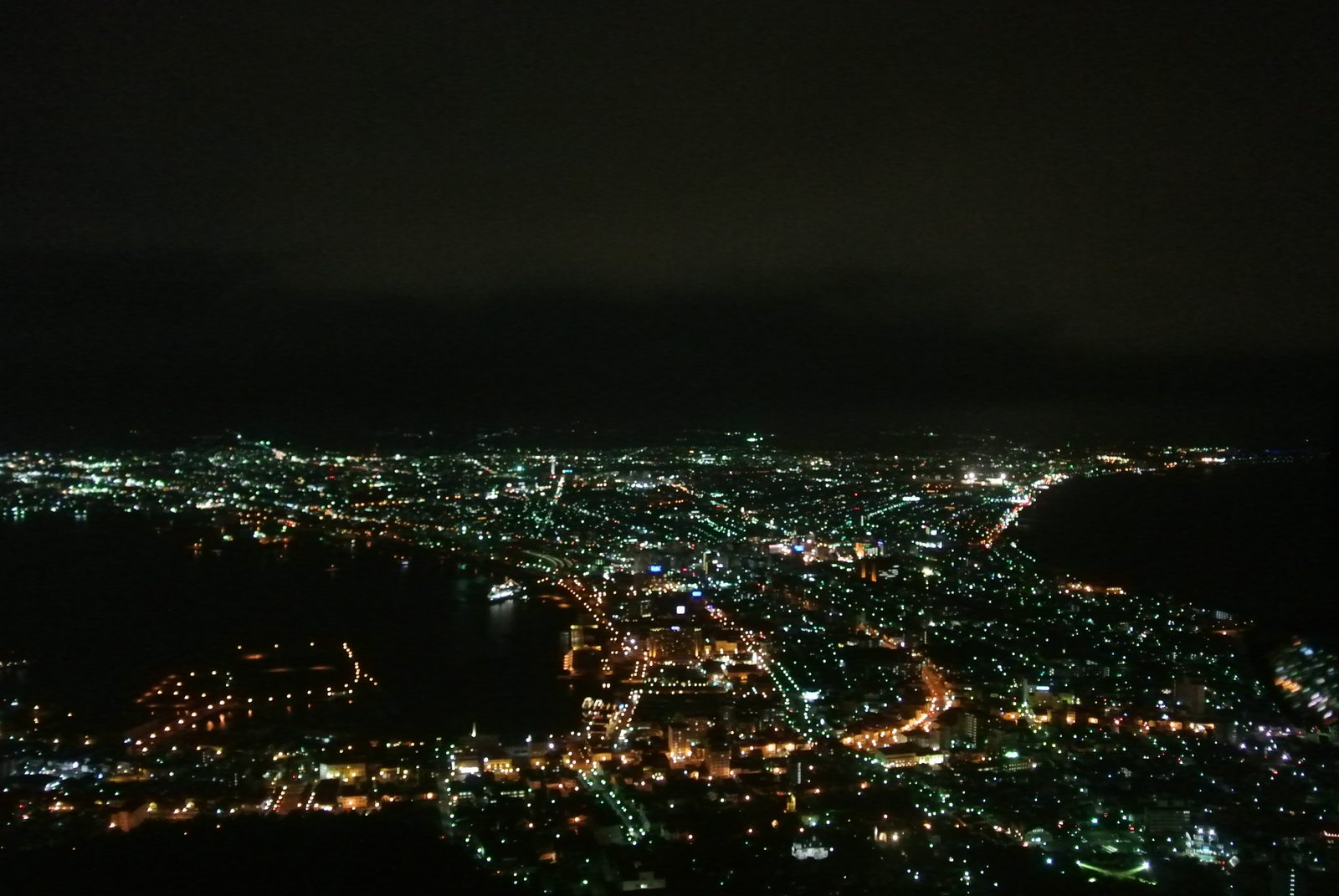 函館山から望む函館市街の夜景