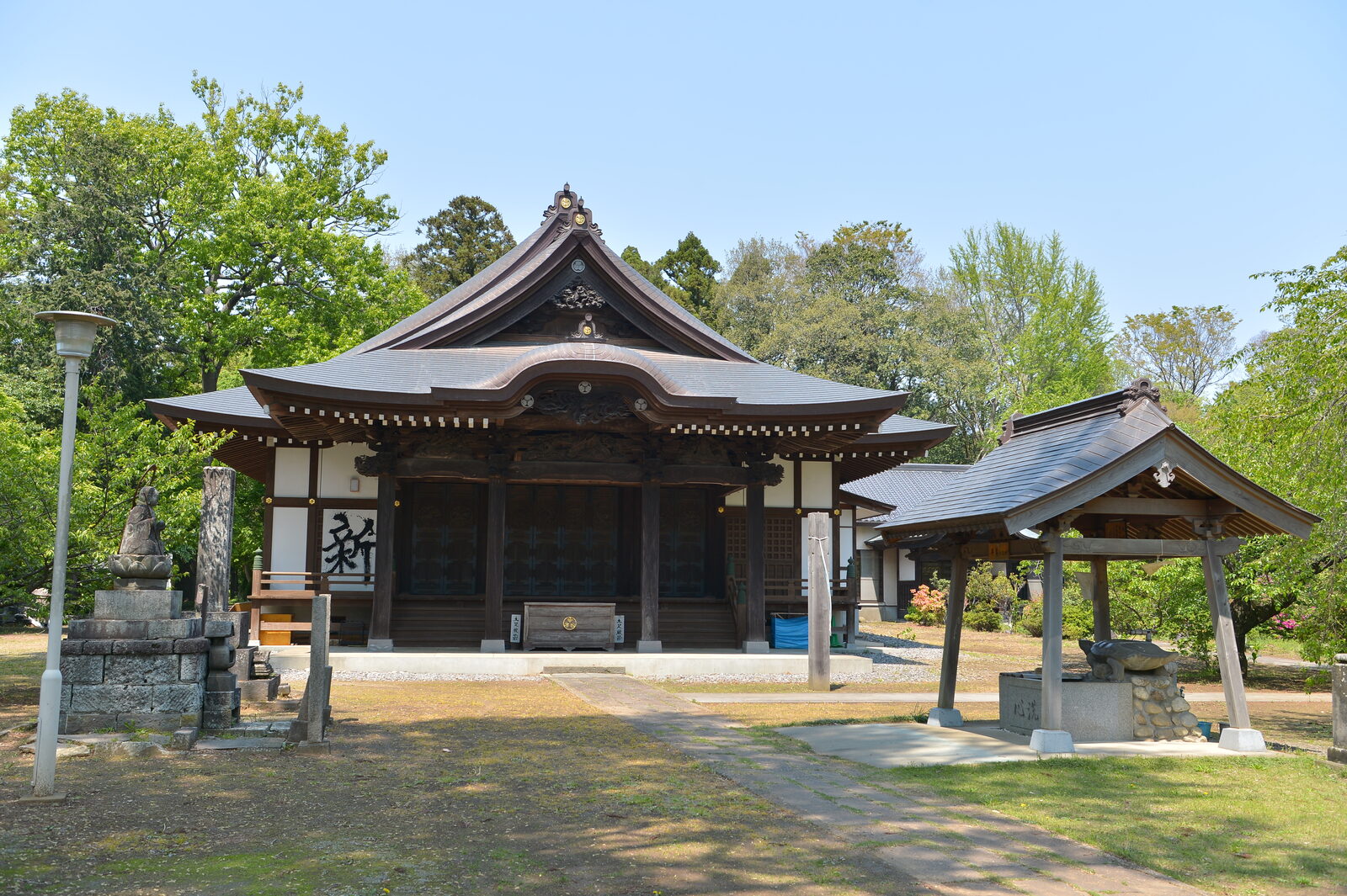 弘経寺の本堂