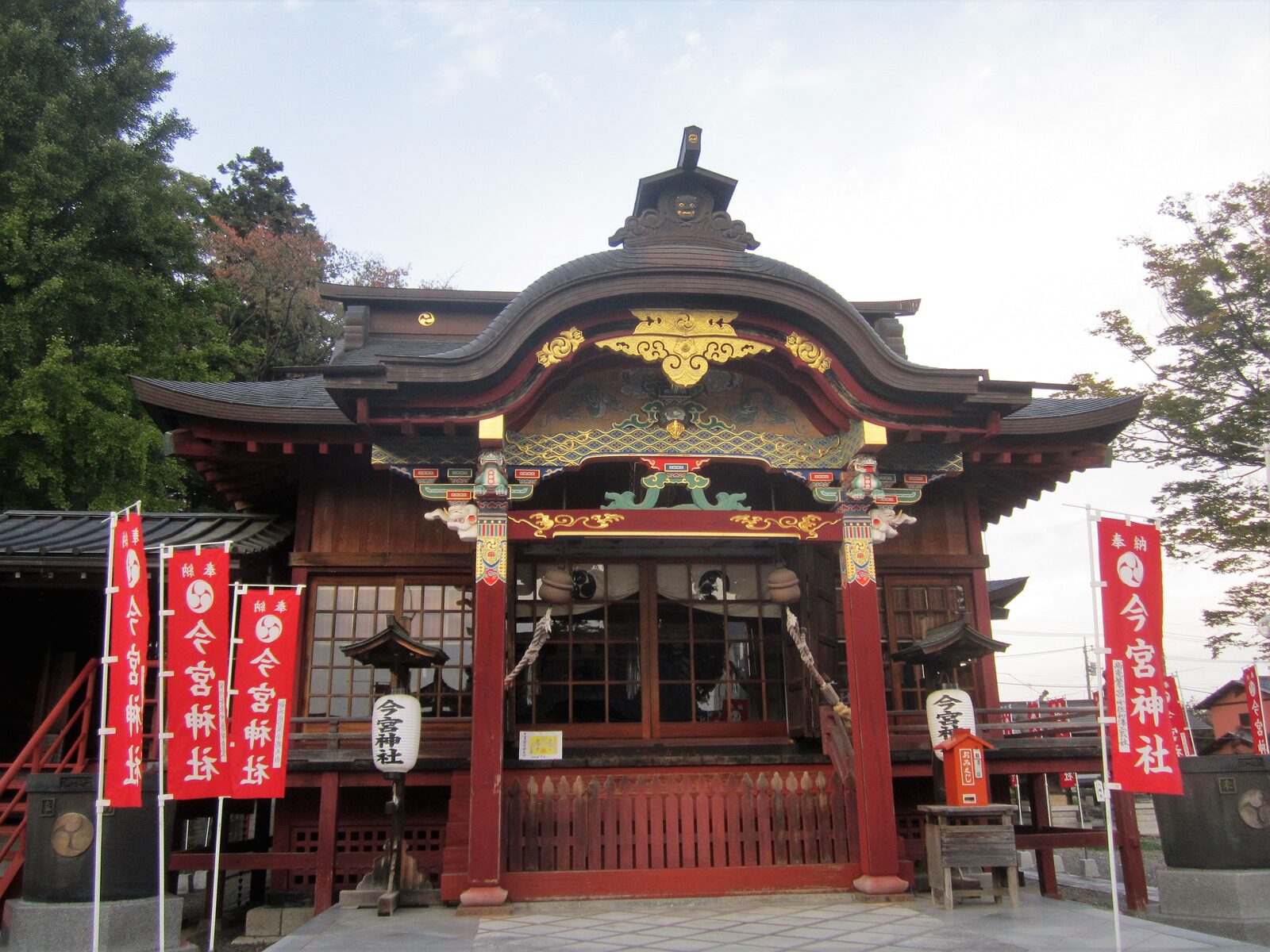 鹿沼今宮神社の唐門と彫刻、奉納の幟