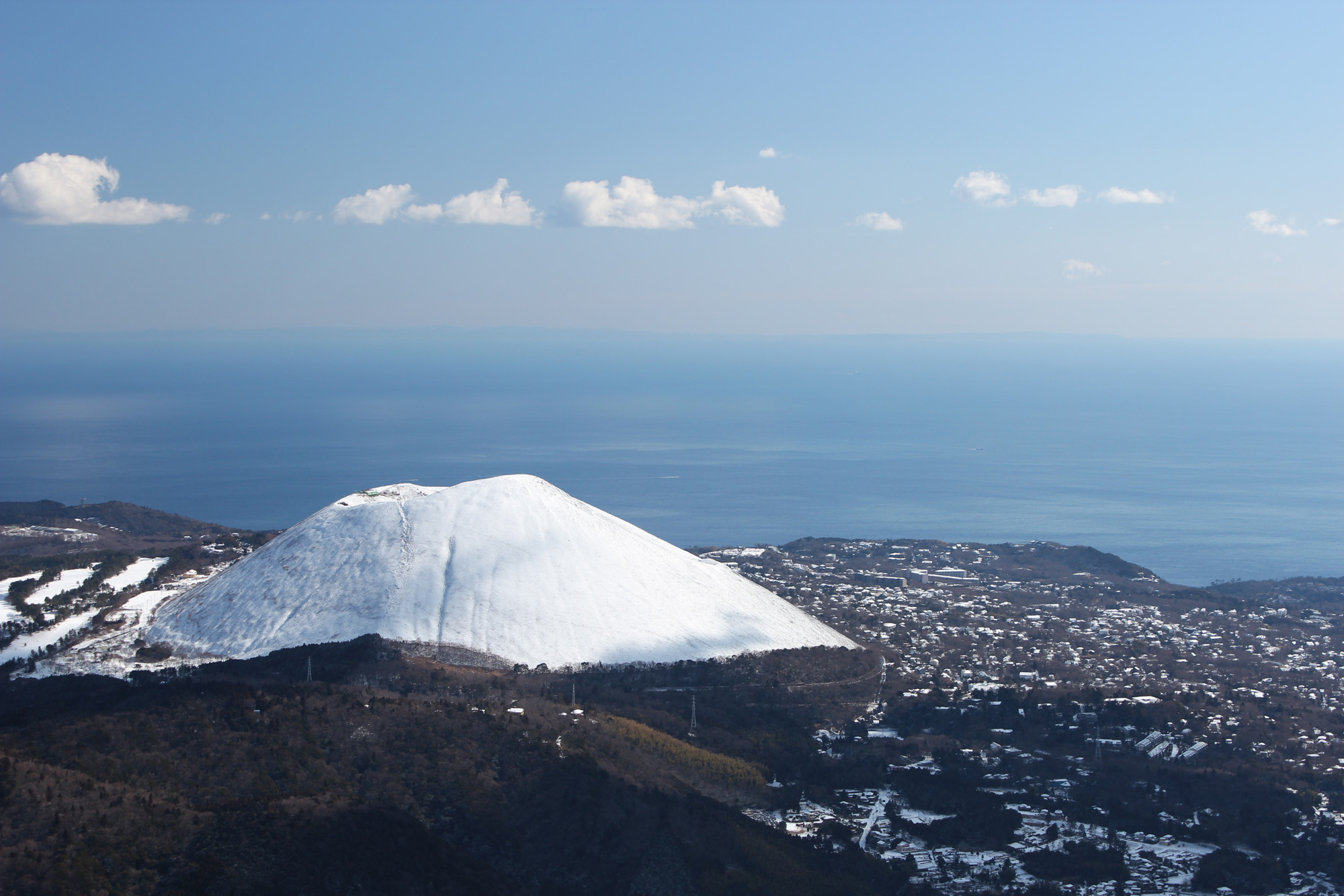 冬の大室山の風景