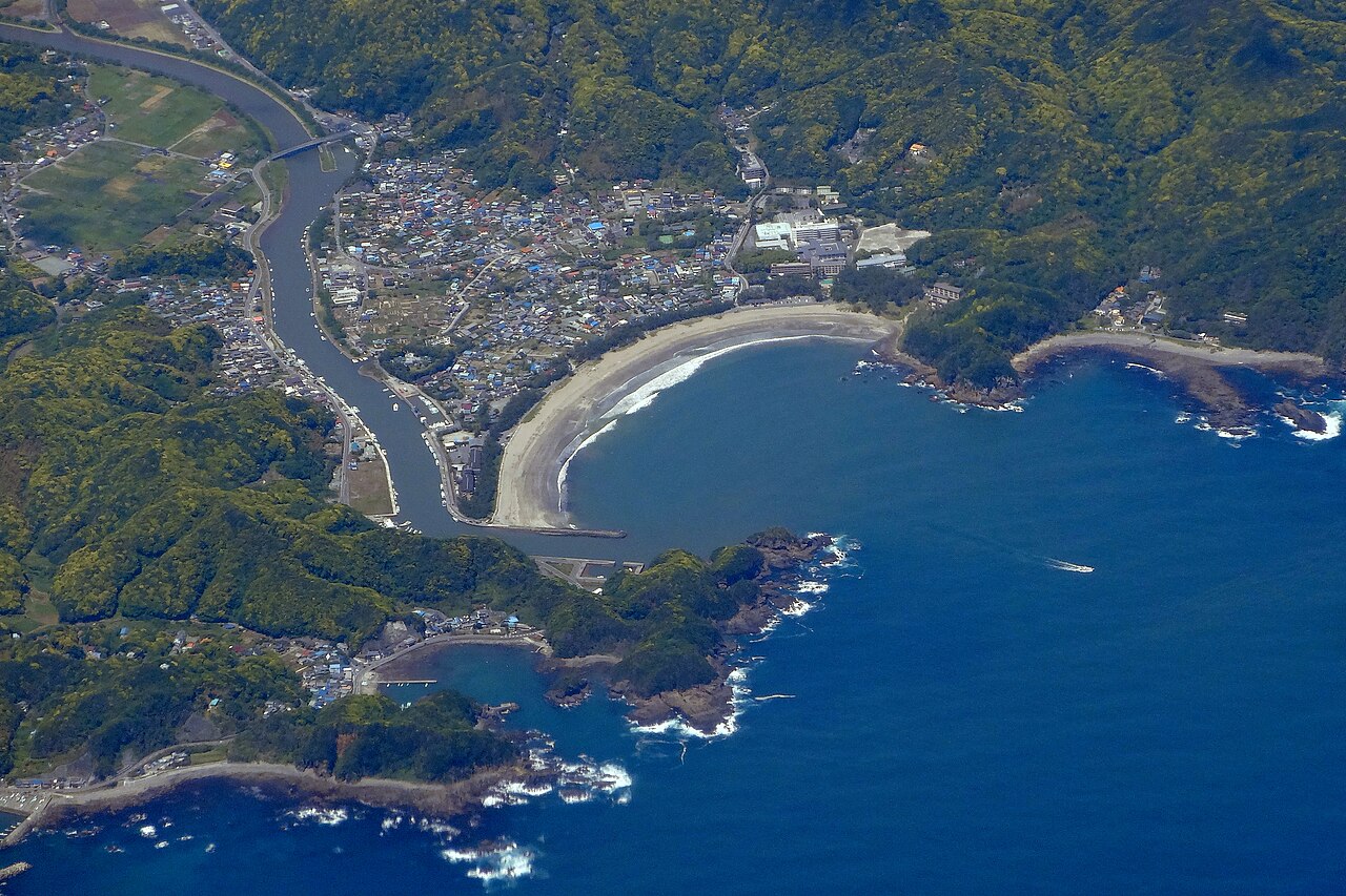 弓ヶ浜の入り江地形