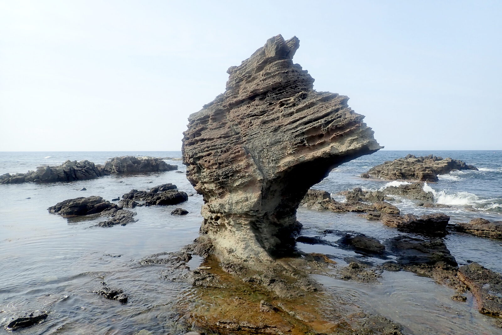 千畳敷海岸のカブト岩