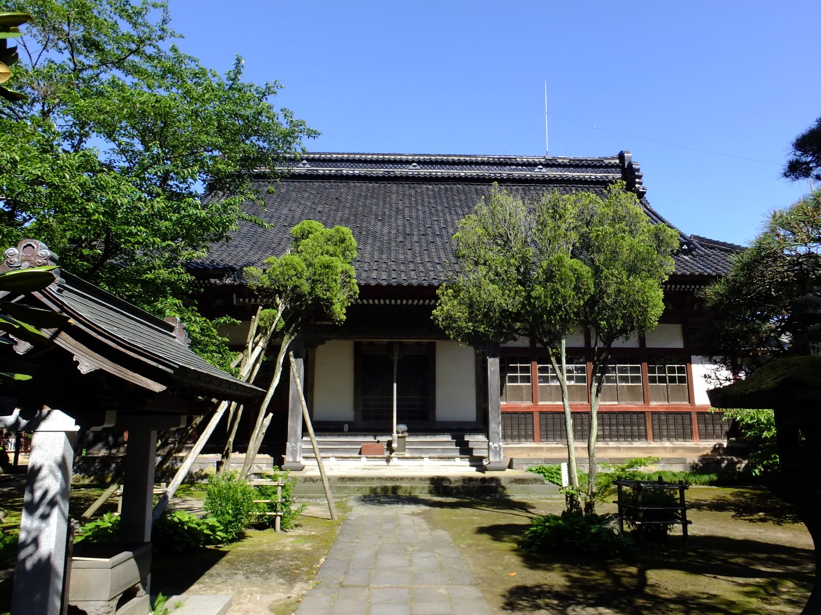 蚶満寺の本堂