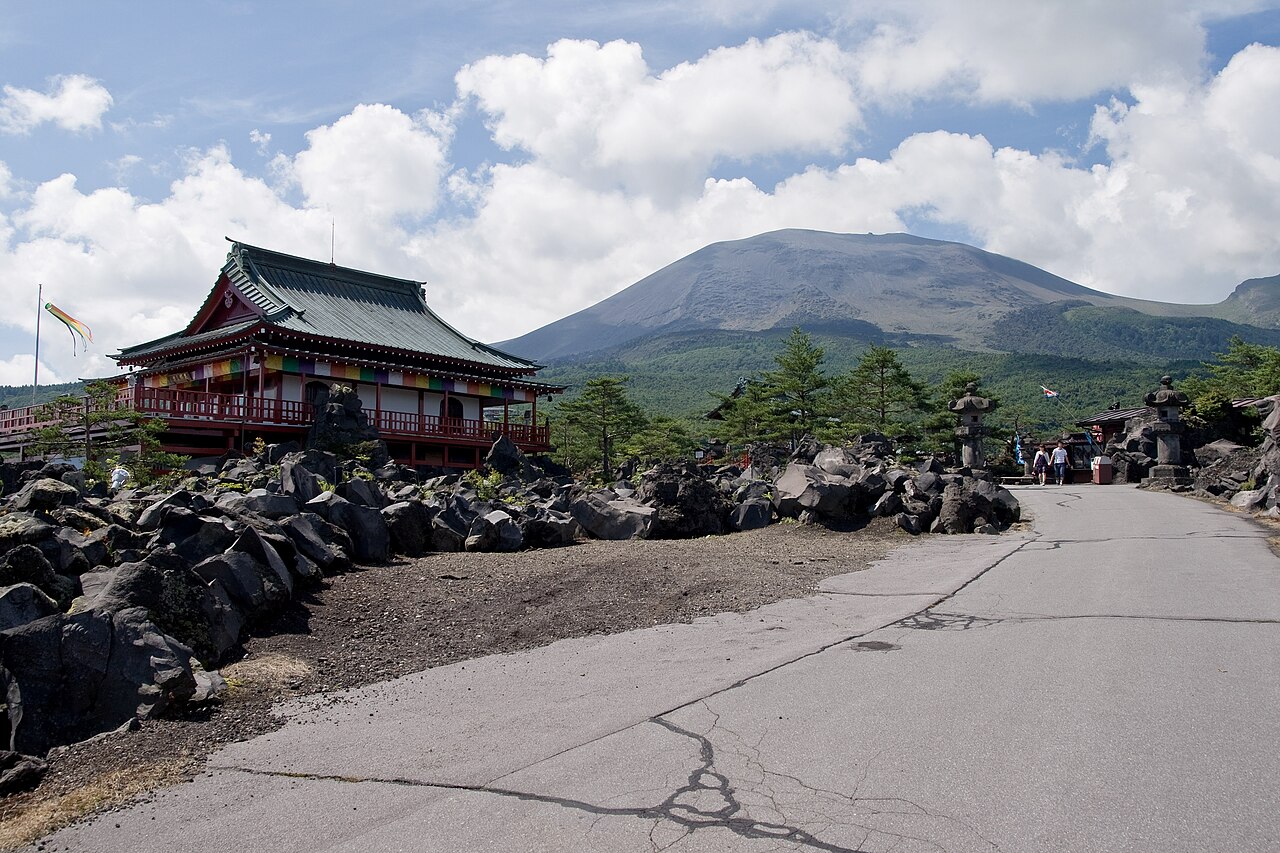 鬼押出し園の溶岩