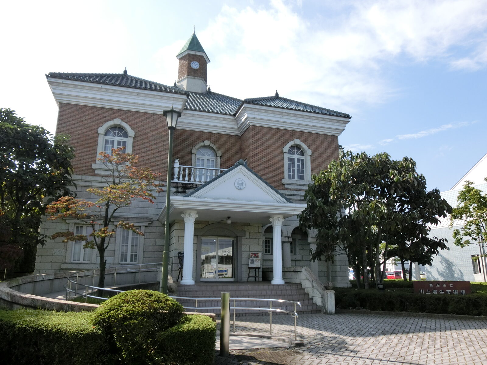 鹿沼市立川上澄生美術館の外観