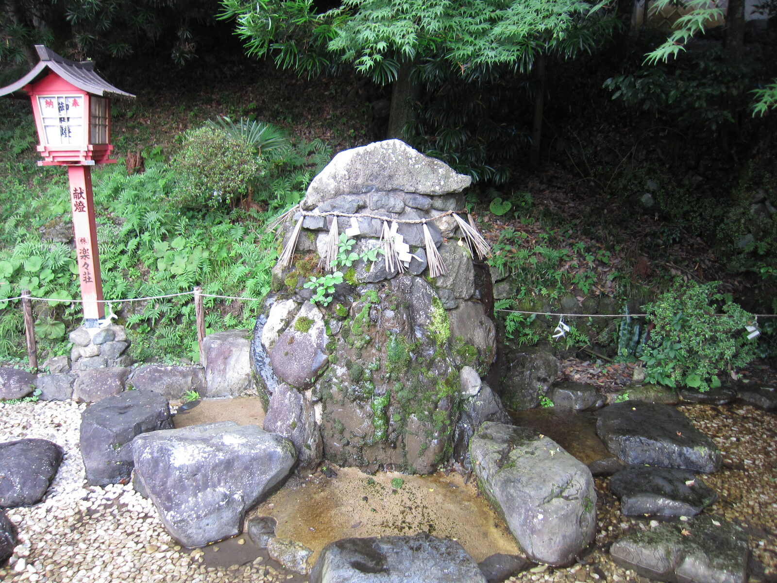 出雲大神宮の御神水「真名井の水」
