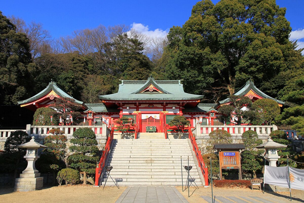 足利織姫神社の社殿(日中)