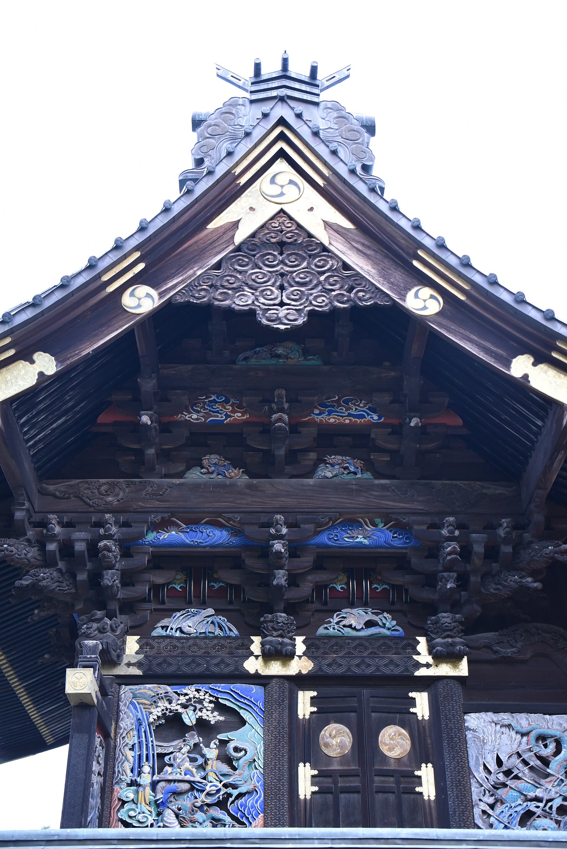 雷電神社本殿の江戸彫刻