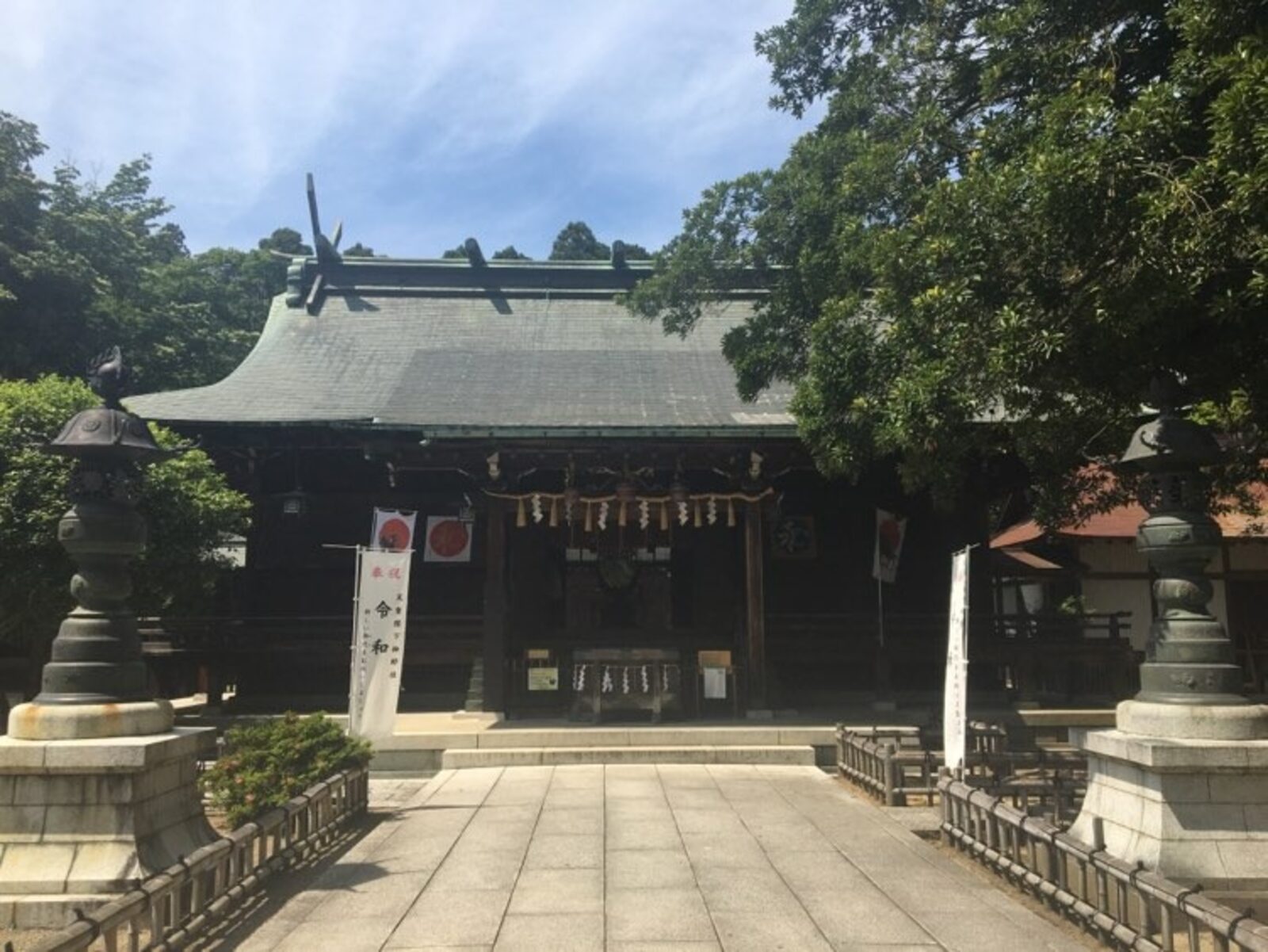 青葉神社の拝殿正面