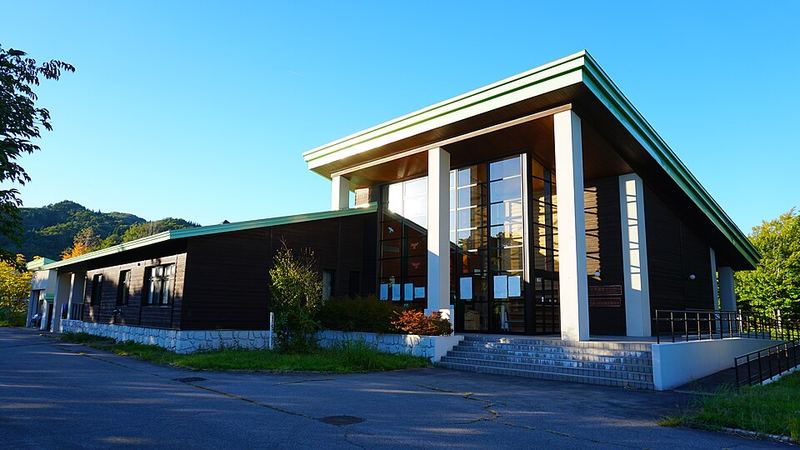 白神山地ビジターセンターの建物外観