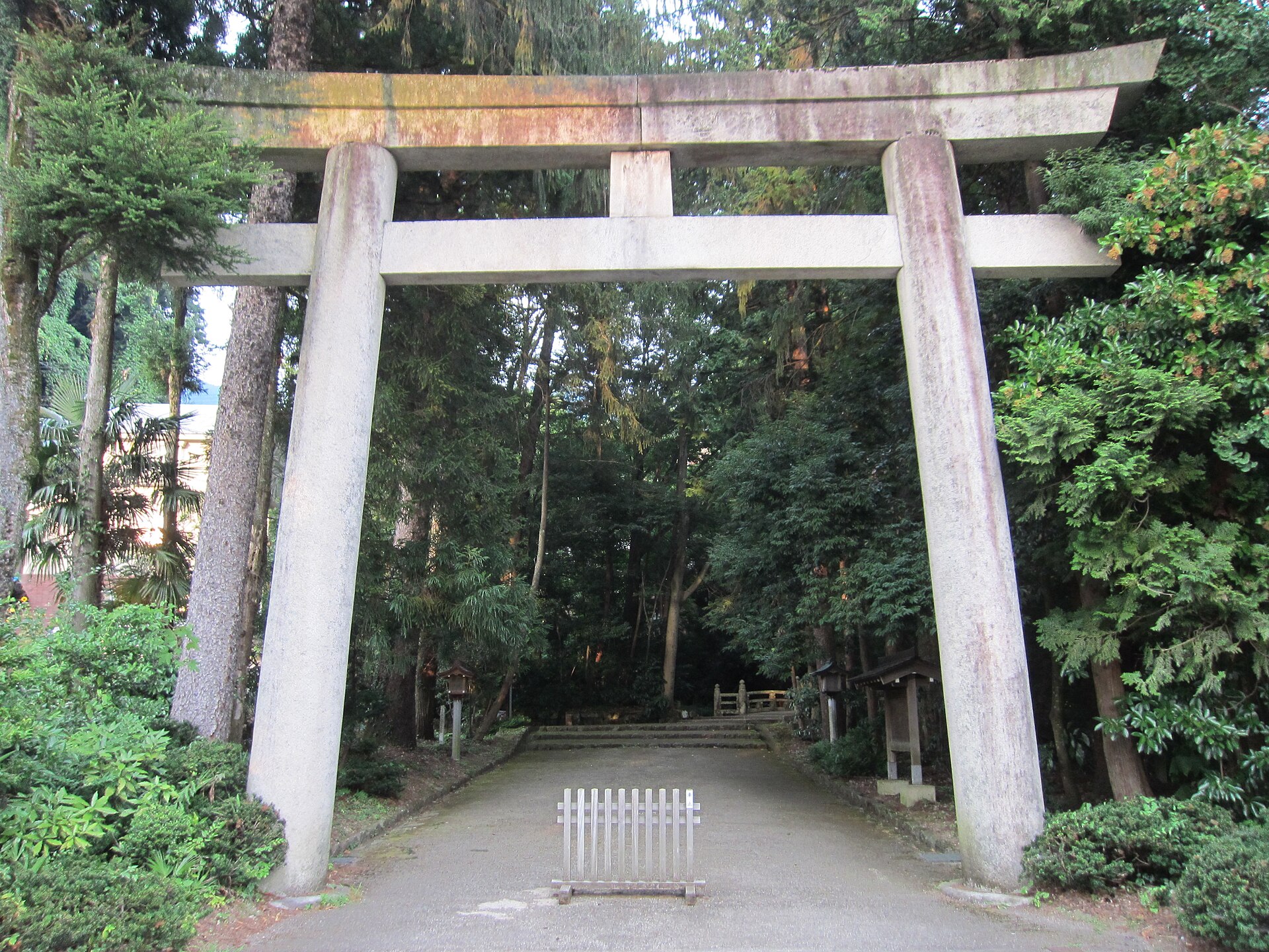 白山比咩神社の一の鳥居