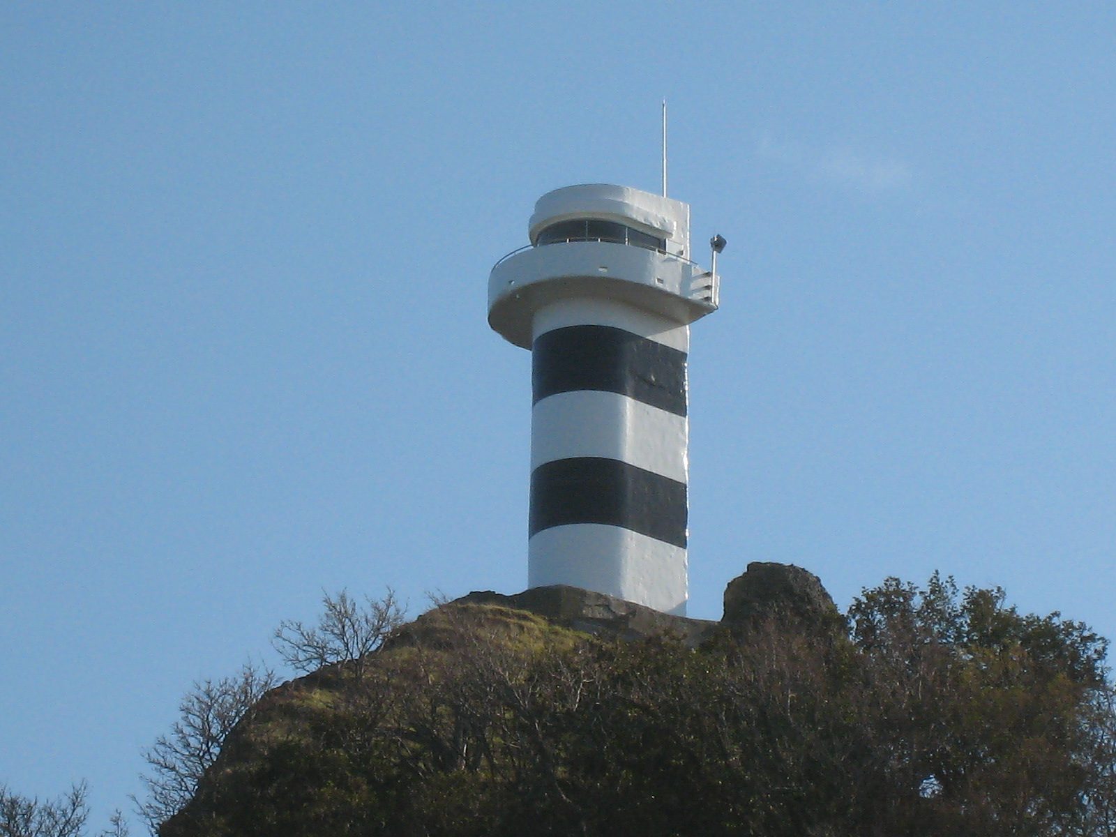 知床岬クルーズから見る知床半島の海岸線