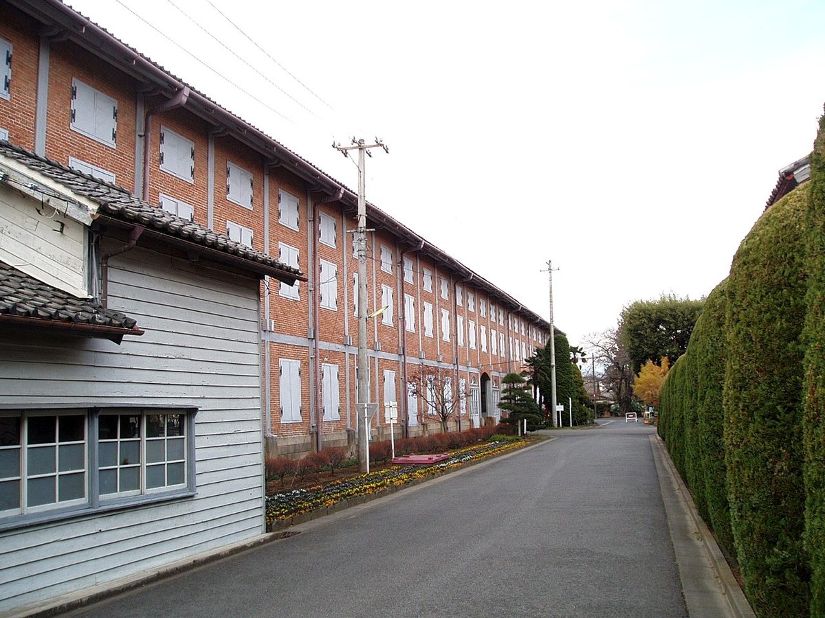 世界遺産 富岡製糸場の東置繭所、赤レンガの外観