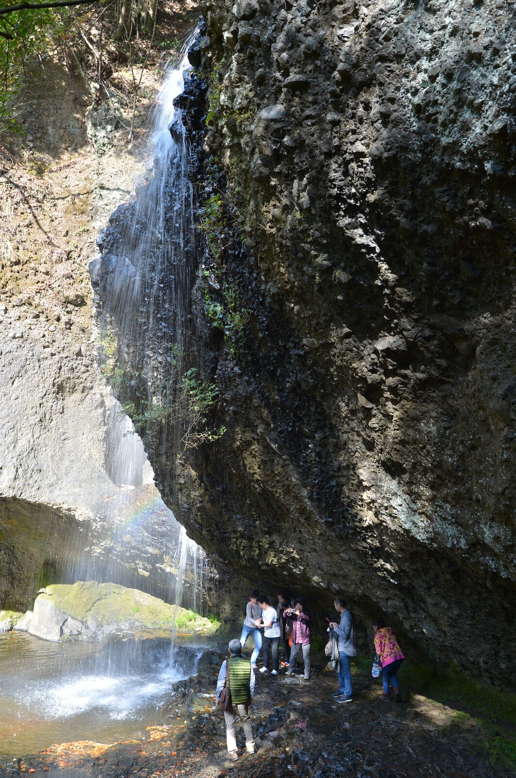 月待の滝
