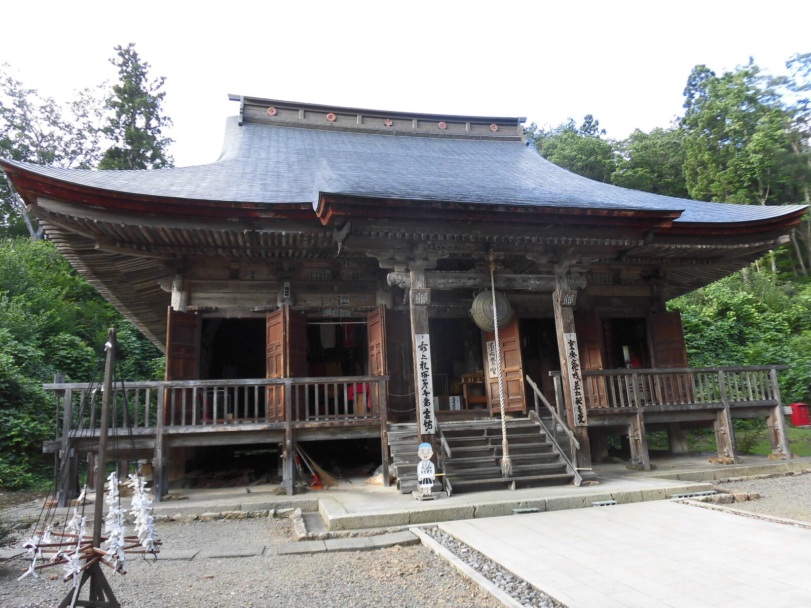 若松寺観音堂、国指定重要文化財の本堂正面