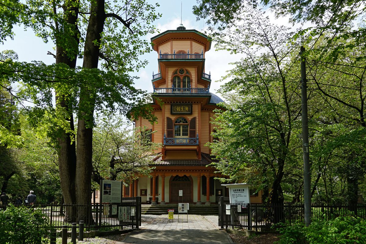 山形市郷土館、旧済生館本館の擬洋風建築