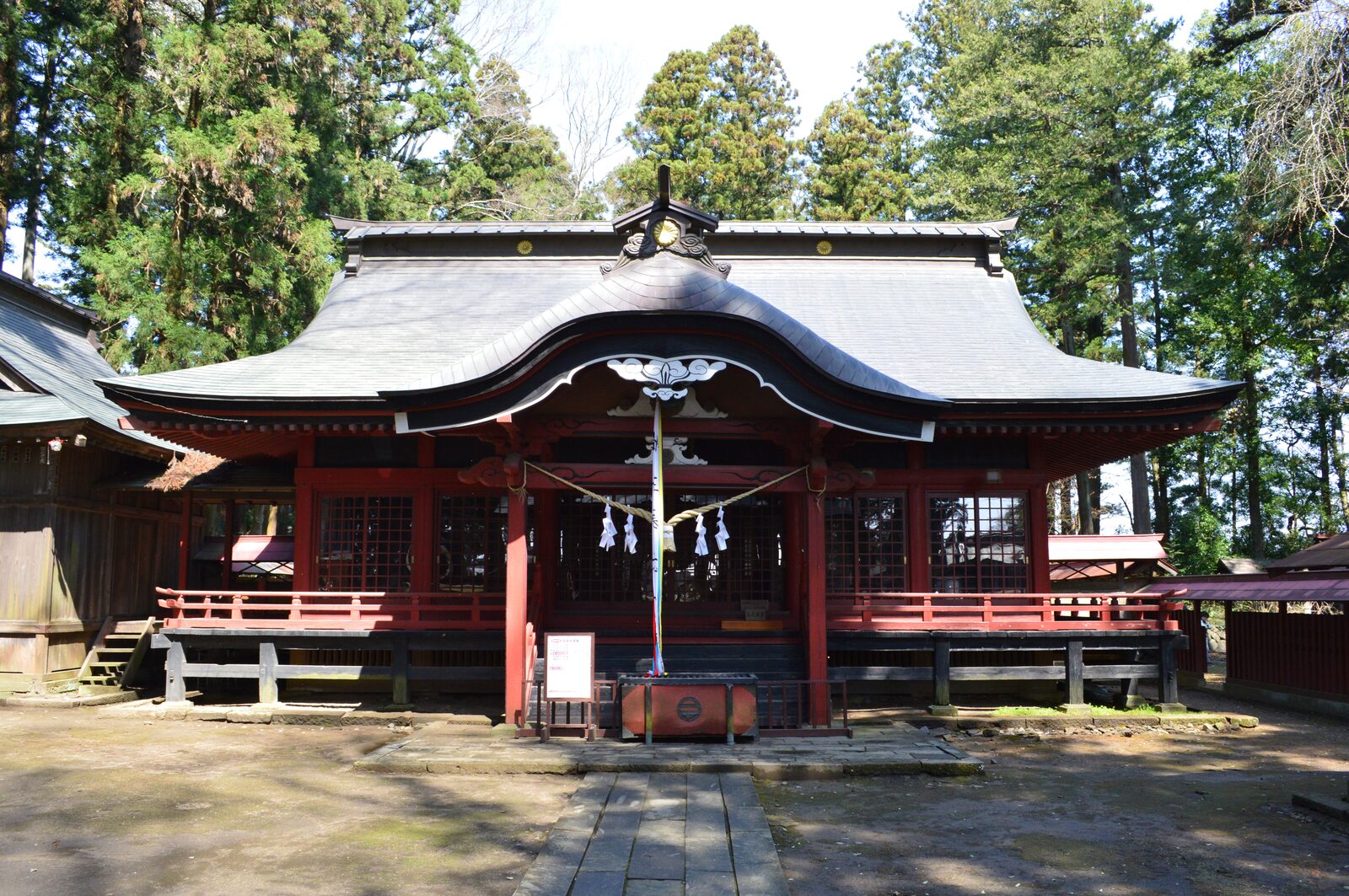 八槻都々古別神社の拝殿