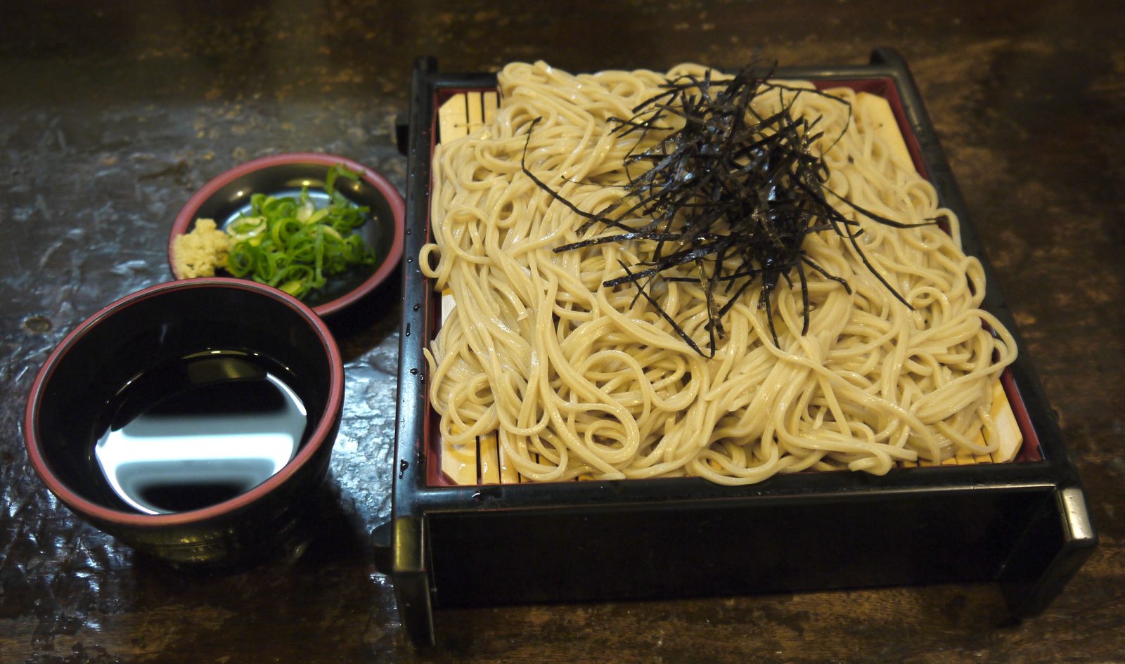 手打ちそばの盛り合わせ（イメージ）