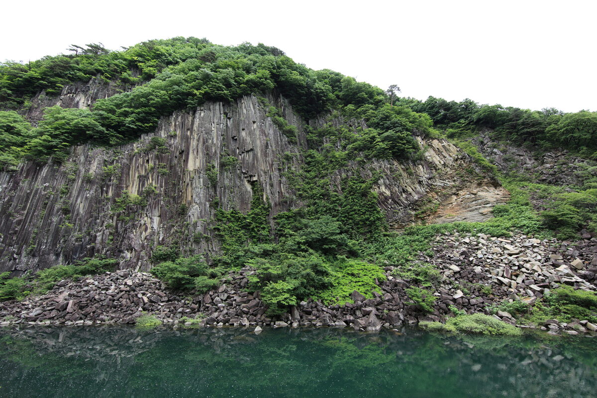 国指定天然記念物「材木岩」
