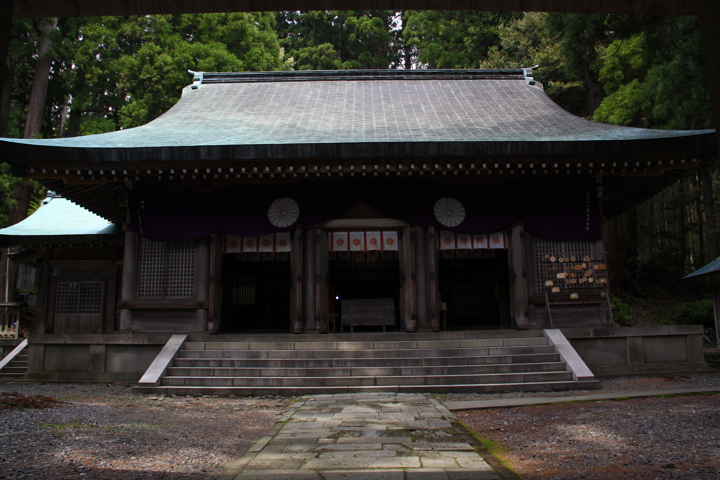 佐渡一ノ宮 度津神社の拝殿