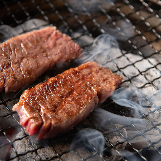 炭火焼肉 久の料理