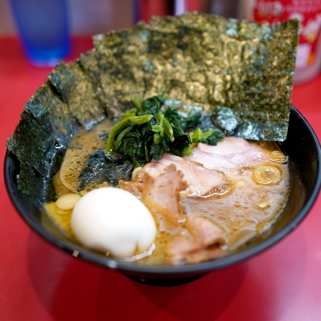 家系総本山 吉村家の料理
