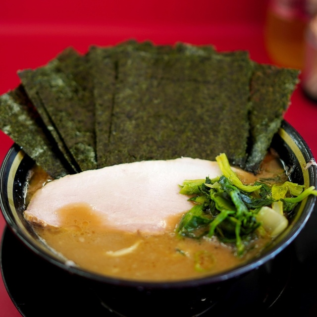 家系ラーメン王道 いしいの料理