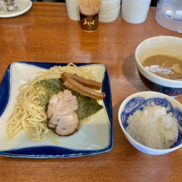 濃厚魚介らぅ麺 純の料理