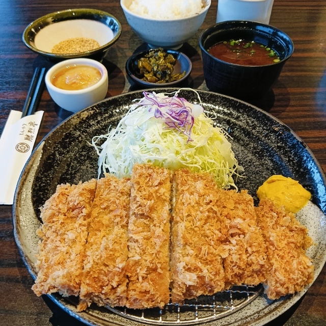 とんかつ勝烈亭 東バイパス保田窪店の料理