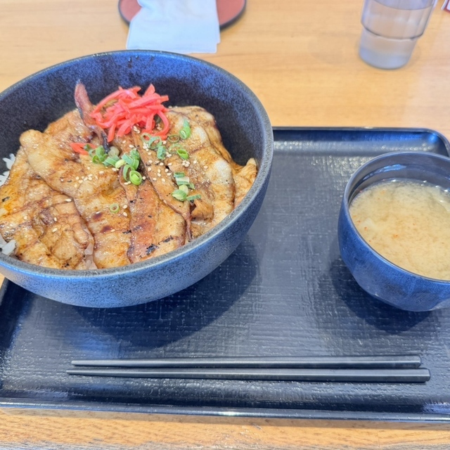 豚壱の料理