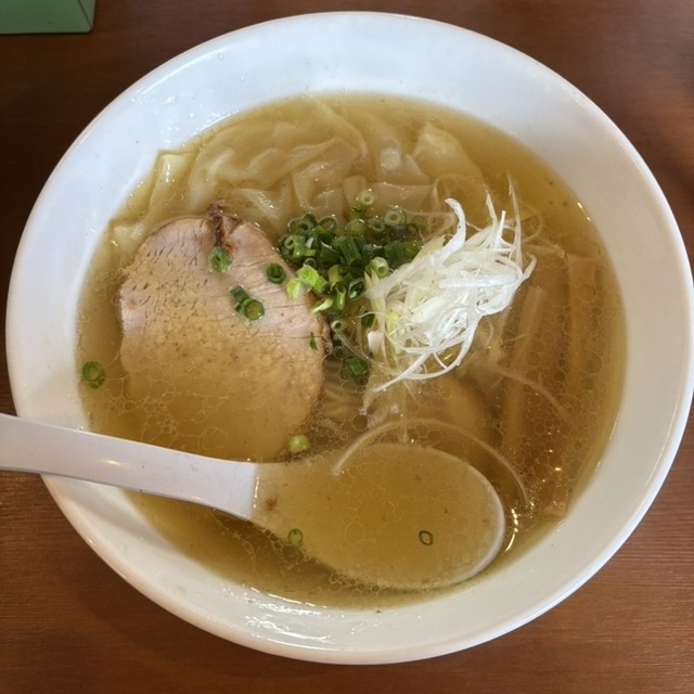 地鶏中華そば さやまの料理